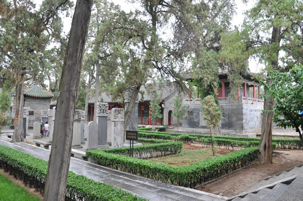 Temple in Luoyang